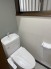 トイレリノベーション済。壁紙交換、温水洗浄便座新調。